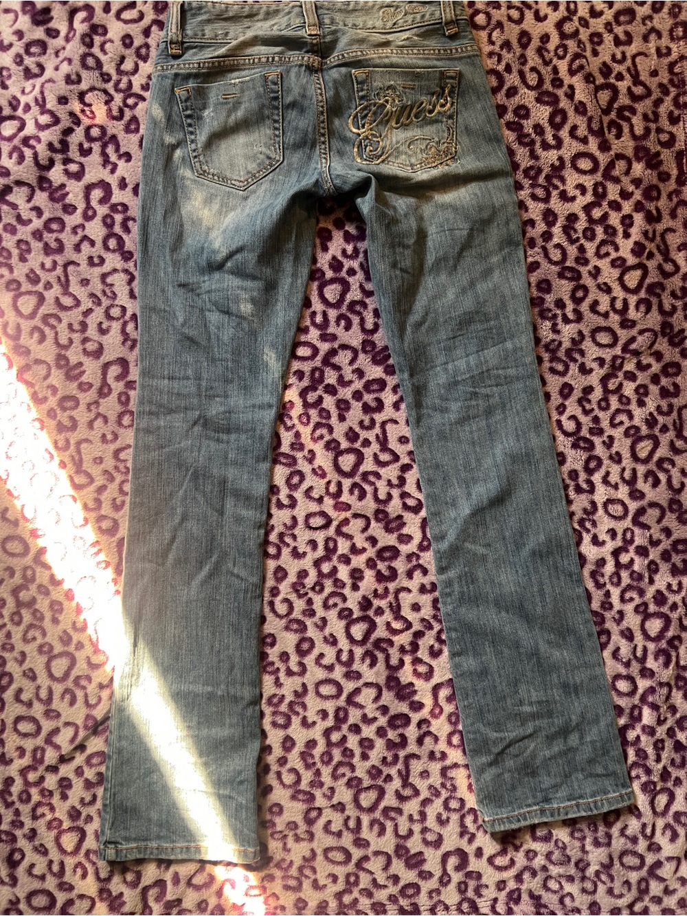 GUESS Women’s Low Rise Light Blue Embroidered Denim Jeans - Picture 3 of 3